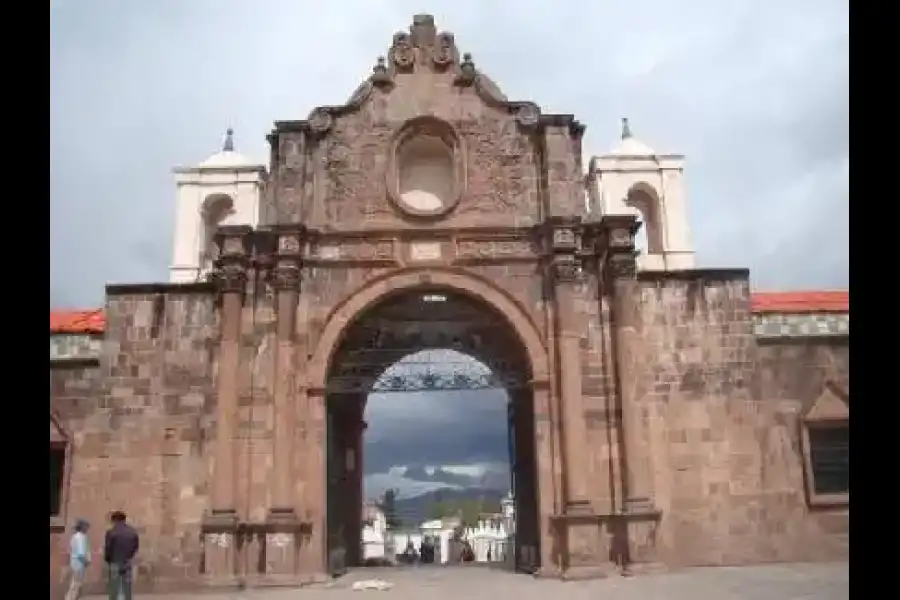 Imagen Cementerio General De La Almudena - Imagen 1