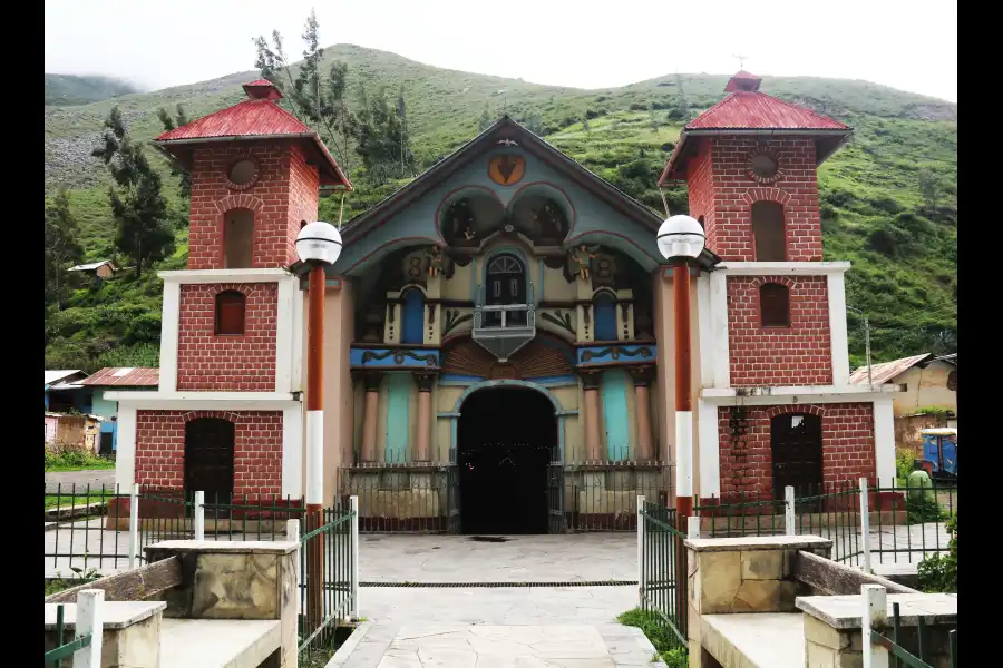 Imagen Iglesia San Bartolomé De Picoy - Imagen 1