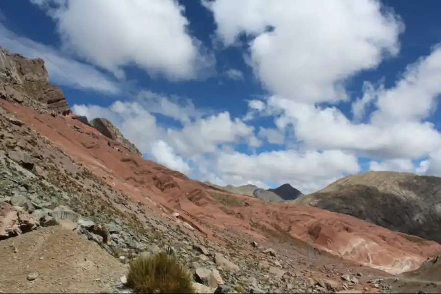 Imagen Montaña De Colores De Pucapampa - Imagen 1