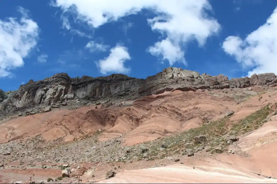 Imagen Montaña De Colores De Pucapampa - Imagen 7