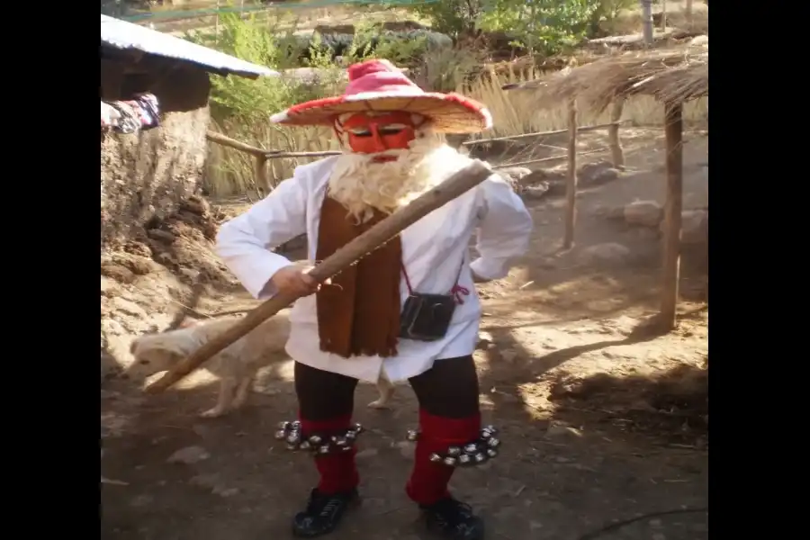 Imagen Danza El Auquish Negro Y Blanco De Manzanares - Imagen 7