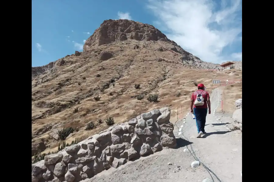 Imagen Zona Arqueológica Monumental Cerro Baúl - Imagen 8