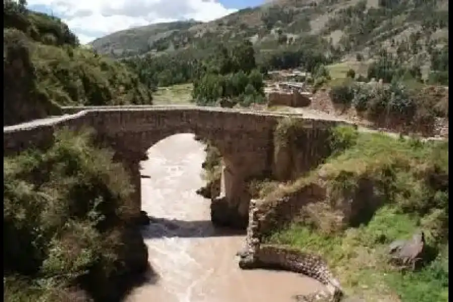 Imagen Puente Colonial De Checacupe - Imagen 3