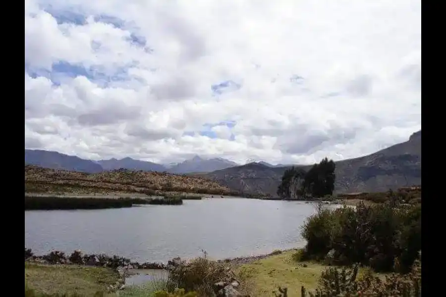 Imagen Laguna De Yarpu Ccocha - Imagen 3