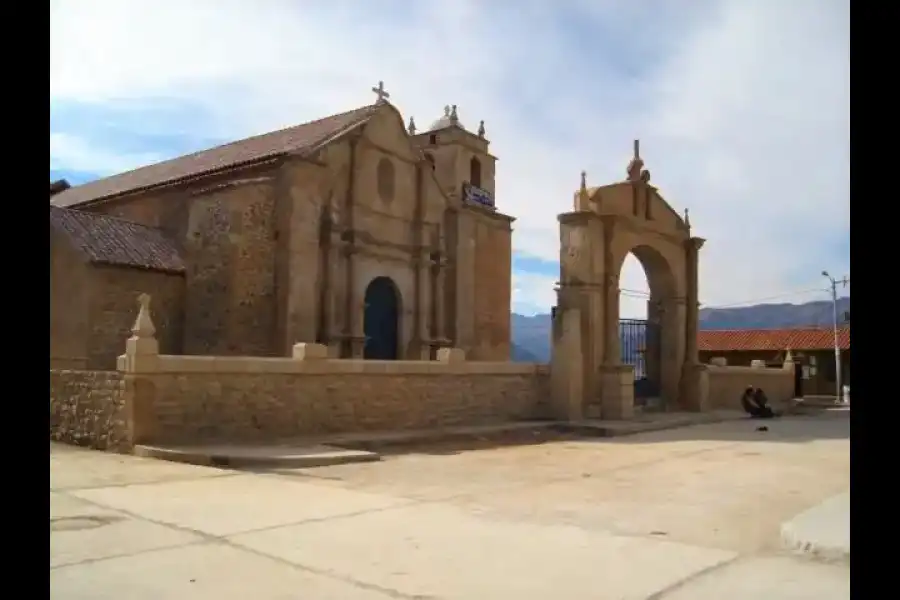 Imagen Templo Colonial De Ayrihuanca - Imagen 3