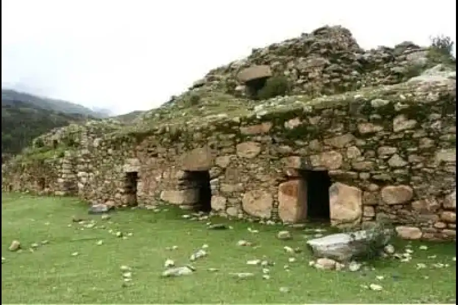 Imagen Sitio Arqueológico De Honcopampa - Imagen 1