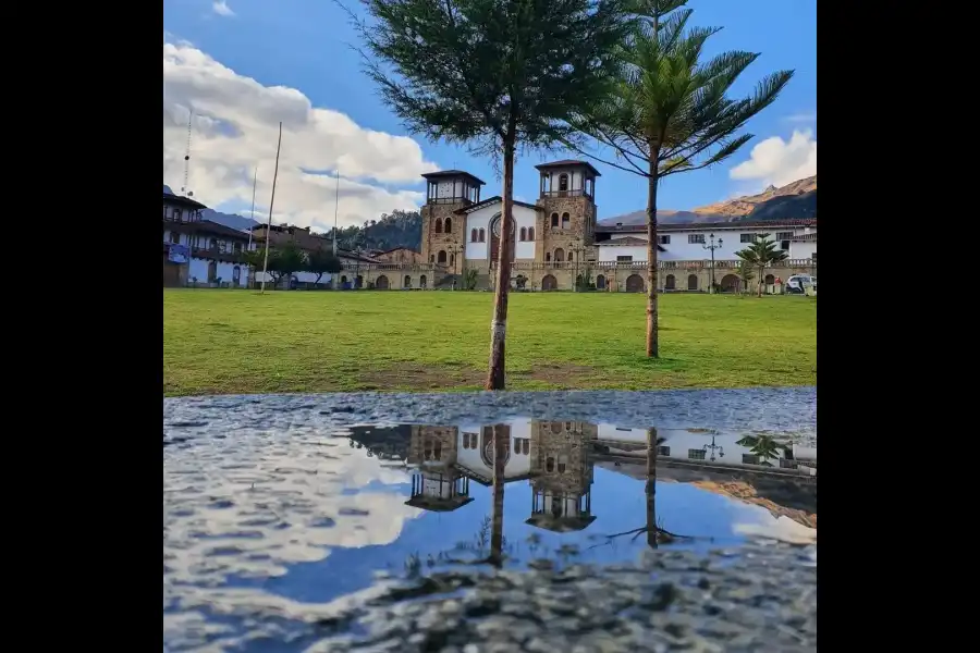 Imagen Plaza De Armas Hugo De Censi - Imagen 4