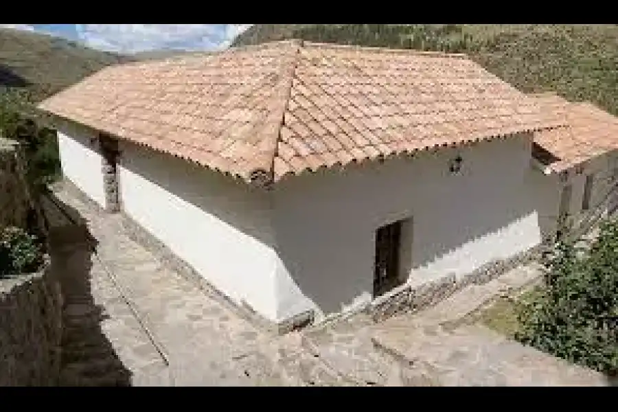 Imagen Casa De Tupac Amaru De Surimana - Imagen 1