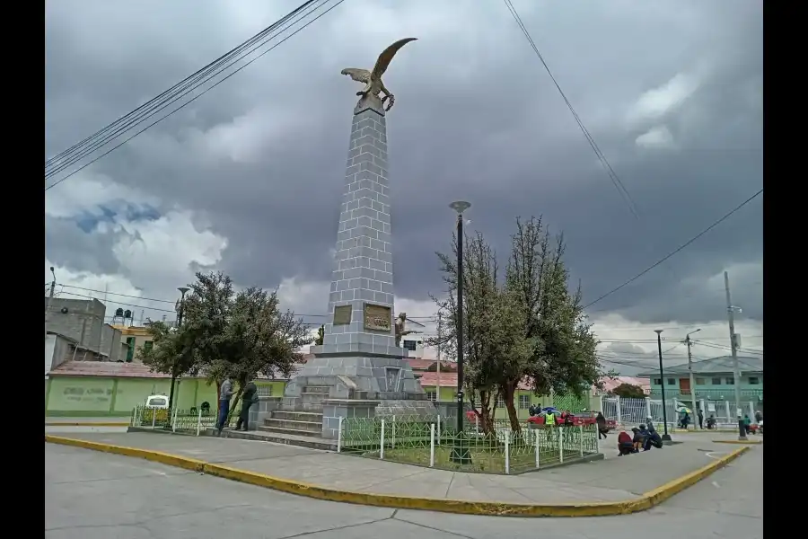 Imagen Monumento A La Columna De Pasco (Soldado Desconocido) - Imagen 4