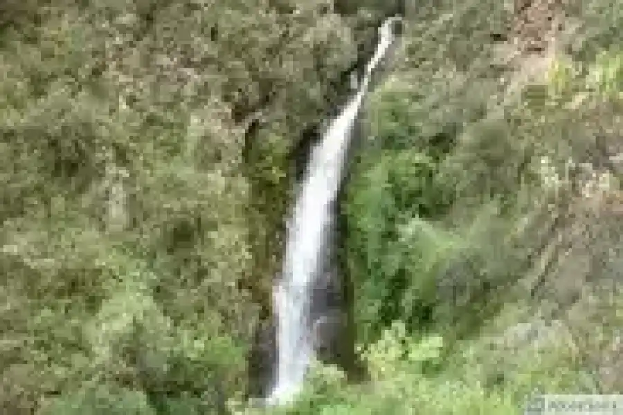 Imagen Cascada De Pajtsa Ruri - Imagen 1