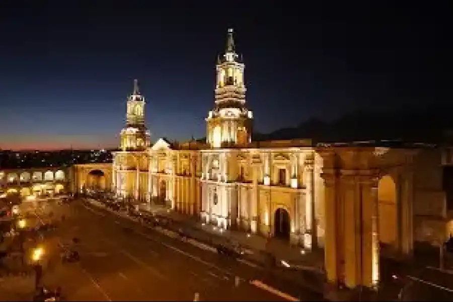 Imagen Basílica Catedral De Arequipa - Imagen 1