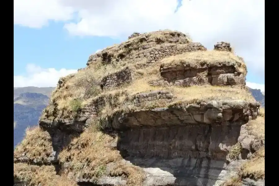 Imagen Zona  Arqueologico De Tambo Pukara - Imagen 1