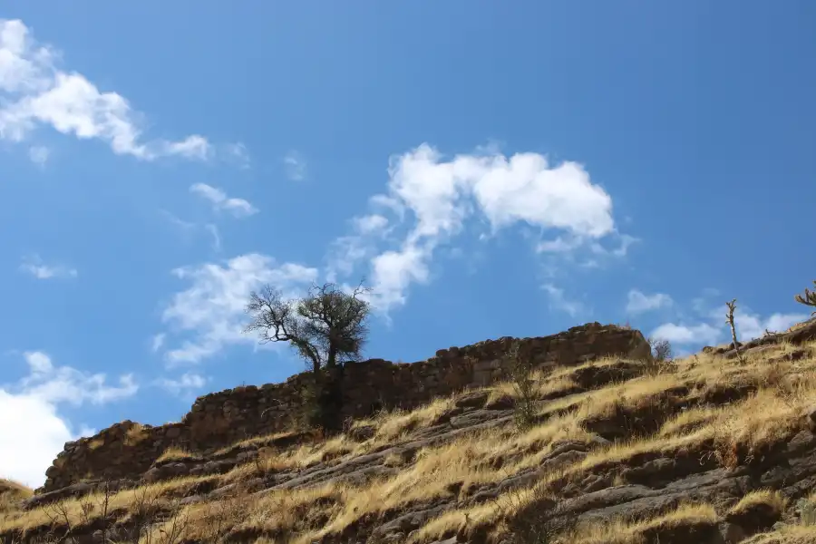 Imagen Zona  Arqueologico De Tambo Pukara - Imagen 5