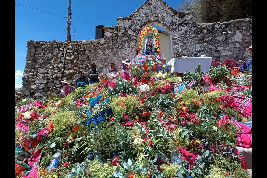 Imagen Capilla De Huaylluni - Imagen 4