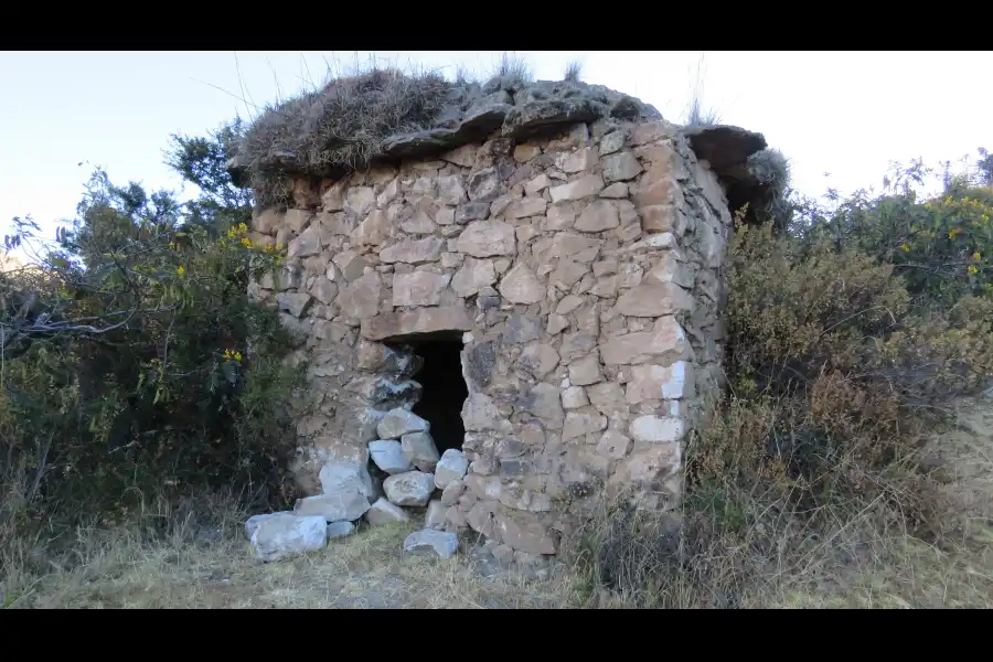 Imagen Sitio Arqueologico De Aya Pata - Imagen 1