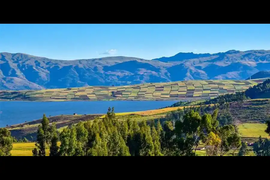 Imagen Laguna De Huaypo - Imagen 1