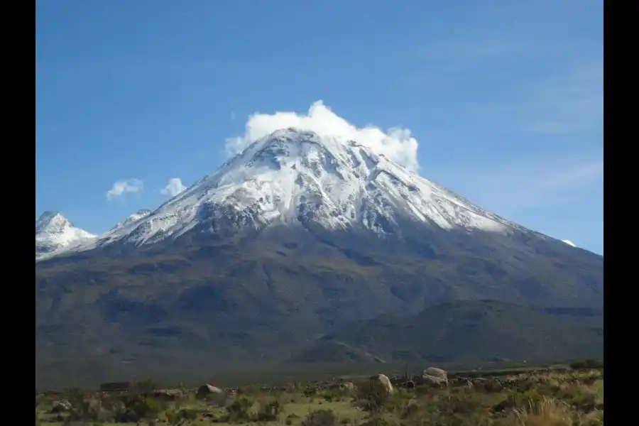 Imagen Leyenda Del Volcán Yuq´Amani - Imagen 3