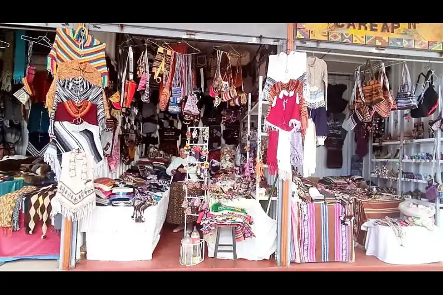 Imagen Mercado Artesanal Del Puerto Muelle De Puno - Imagen 16