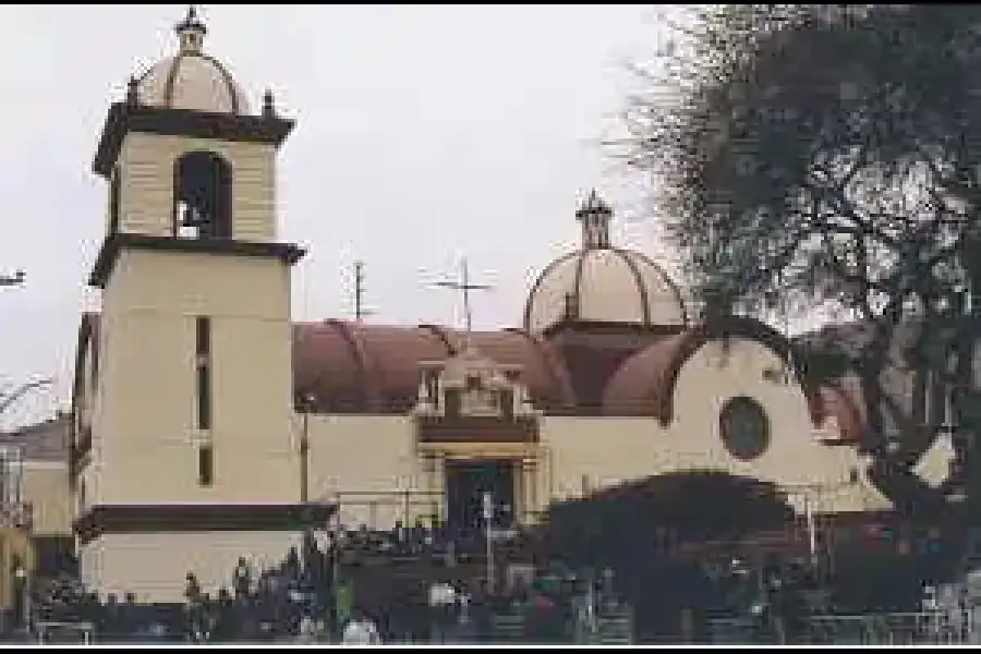 Imagen Santuario Del Señor De Locumba - Imagen 1