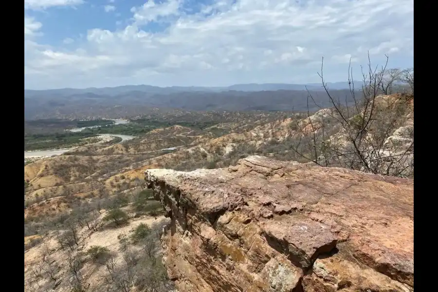 Imagen Mirador Natural Cerro Colorado - Imagen 1