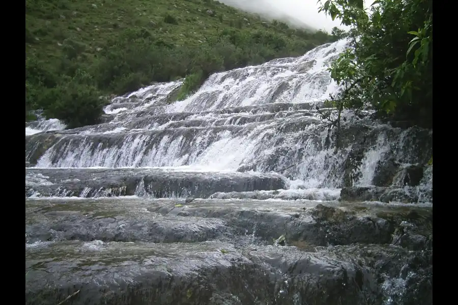 Imagen Cascada De Cochicorral O Cochecorral - Imagen 4