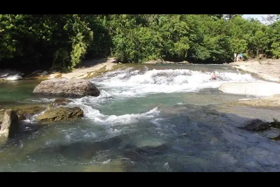 Imagen Piscina Natural De Sapani - Imagen 6