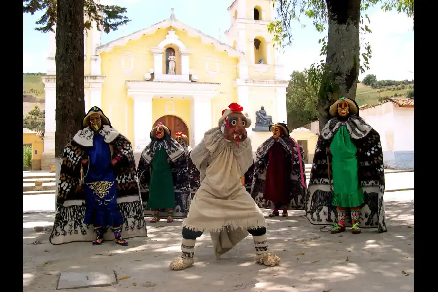 Imagen Danza De La Huaconada De Mito - Imagen 4