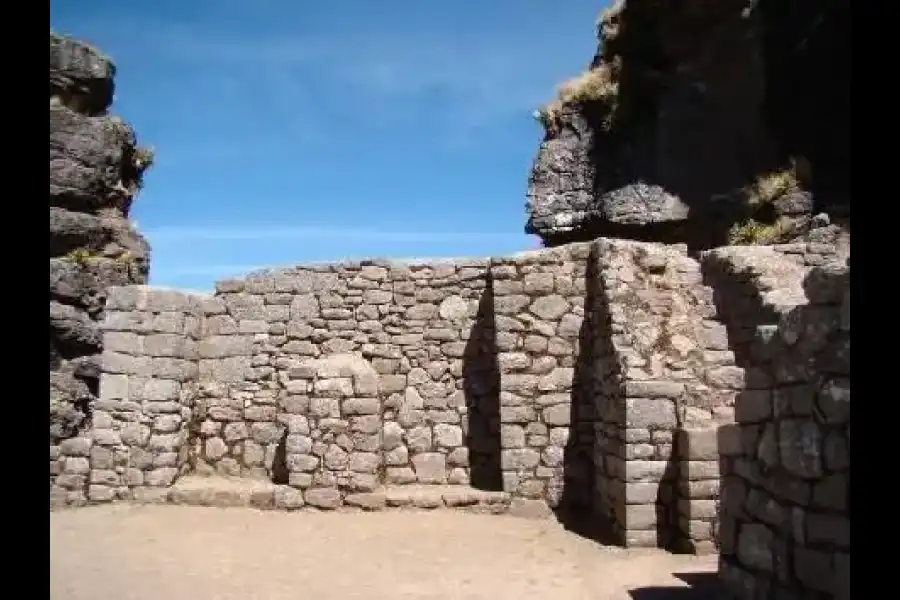 Imagen Sitio Arqueológico Waqrapukara - Sector Pomacanchi - Imagen 1