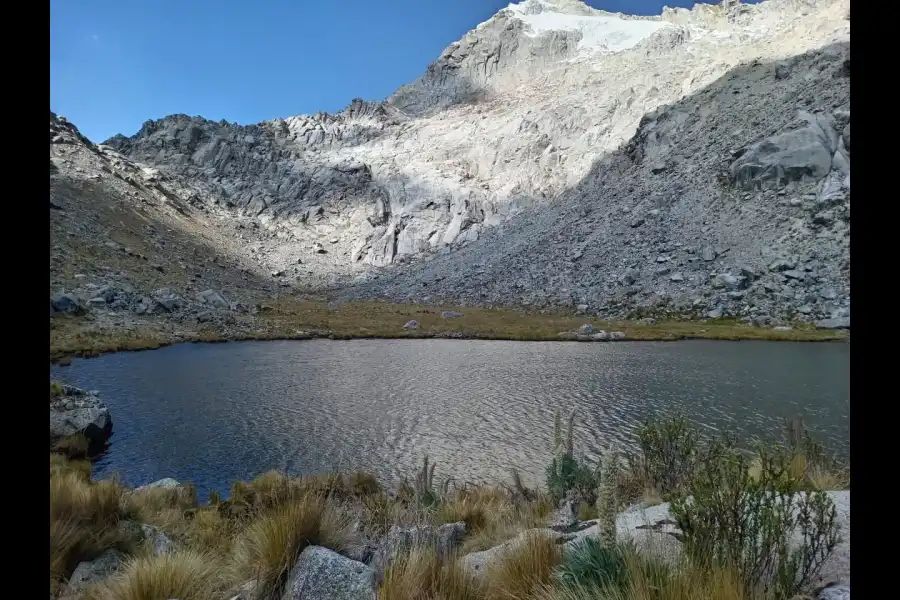 Imagen Laguna Bayococha - Parque Nacional Huascarán - Imagen 4