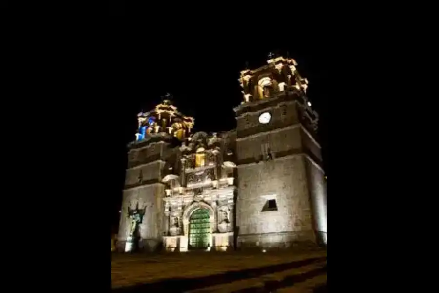 Imagen Basilica Catedral De Puno - Imagen 4