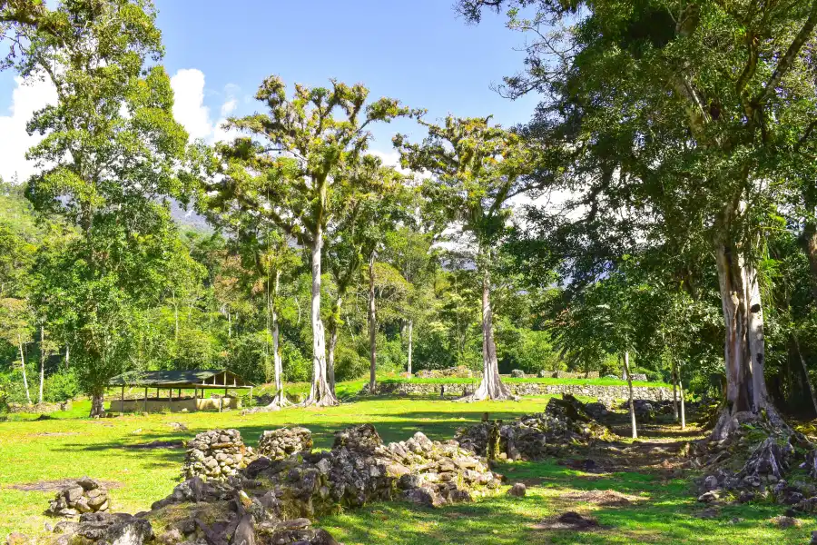 Imagen Sitio Arqueológico De Espiritu Pampa - Imagen 4