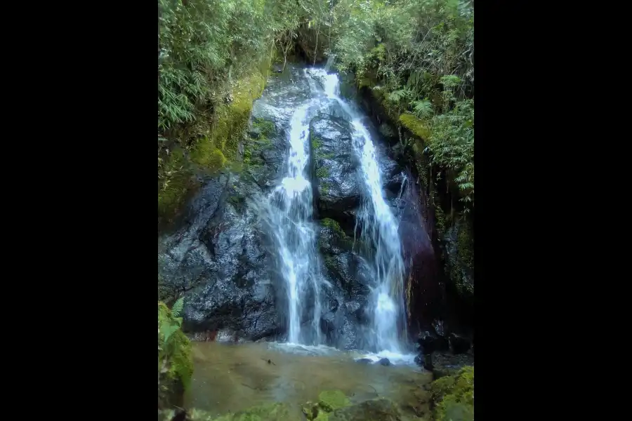 Imagen Cascada Chorro Blanco - Gramalotal - Imagen 3