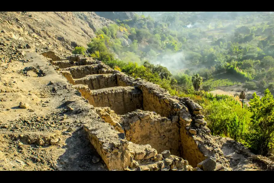 Imagen Sitio Arqueológico Peña De La Cruz San Juan - Imagen 3