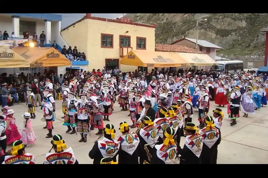 Imagen Festividad De La Cruz De Mayo  De Canchayllo - Imagen 17