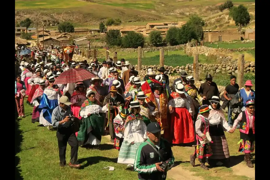 Imagen Festividad De La Cruz De Mayo  De Canchayllo - Imagen 8