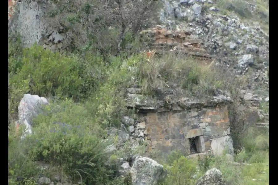 Imagen Sitio Arqueológico De Gantu - Imagen 3