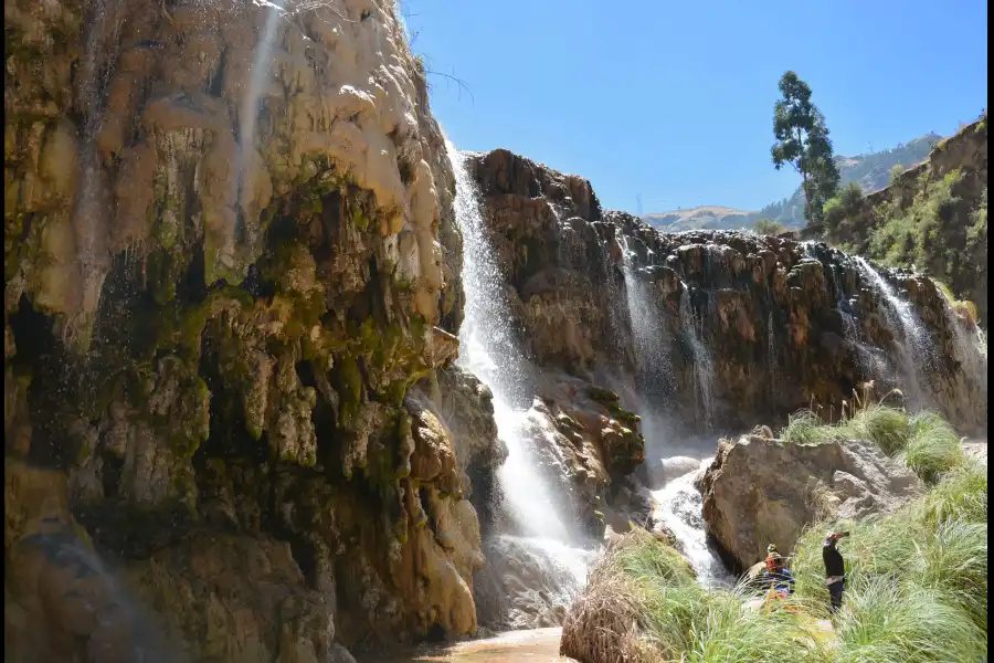 Imagen Cascada De Ruqruqa - Imagen 4