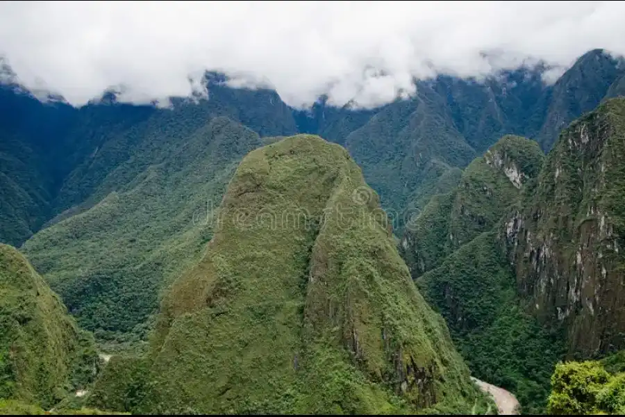 Imagen Montaña De Putucusi - Imagen 1