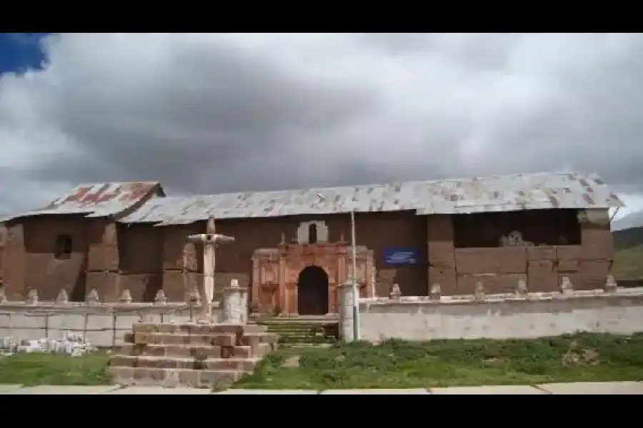 Imagen Templo De San Juan Bautista De Coporaque - Imagen 3