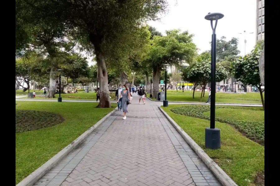 Imagen Parque Central De Miraflores - Imagen 3