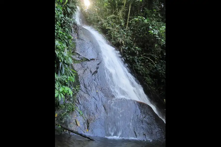 Imagen Cascada El Salto De La Bruja - Imagen 3