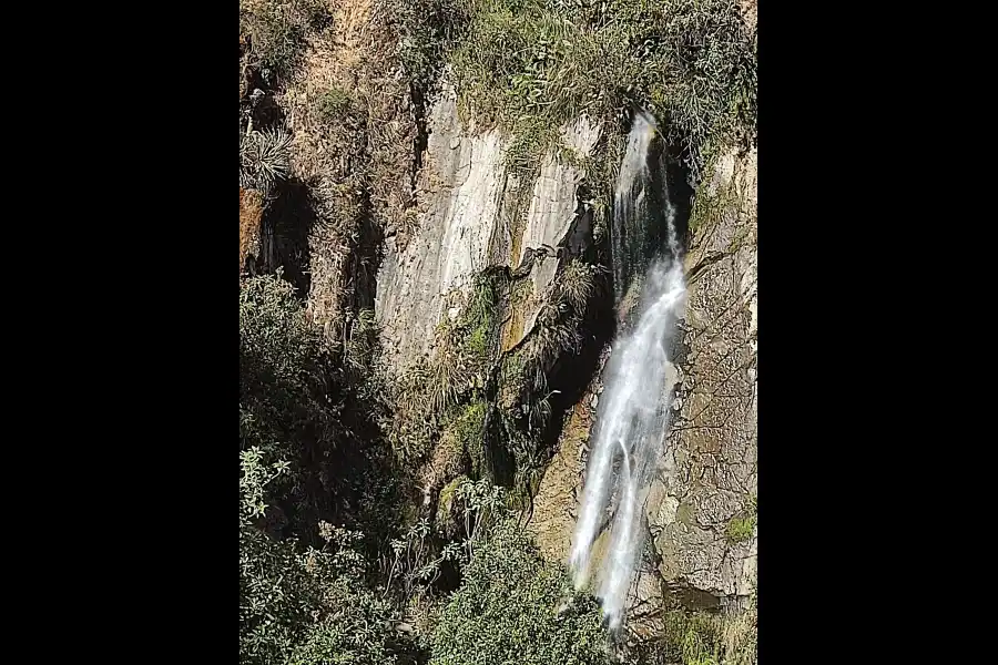 Imagen Cascada De Aguaytoro - Imagen 1