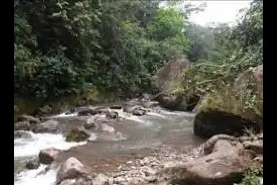 Imagen Cascada Garganta Del Rio Norte - Imagen 1