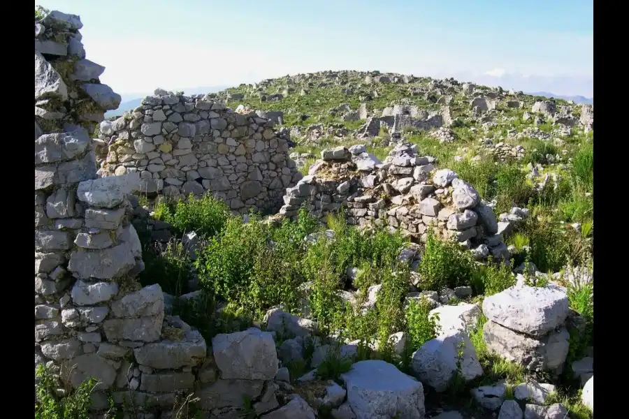 Imagen Sitio Arqueológico De Tunan Marca - Imagen 11