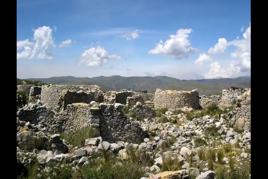 Imagen Sitio Arqueológico De Tunan Marca - Imagen 12