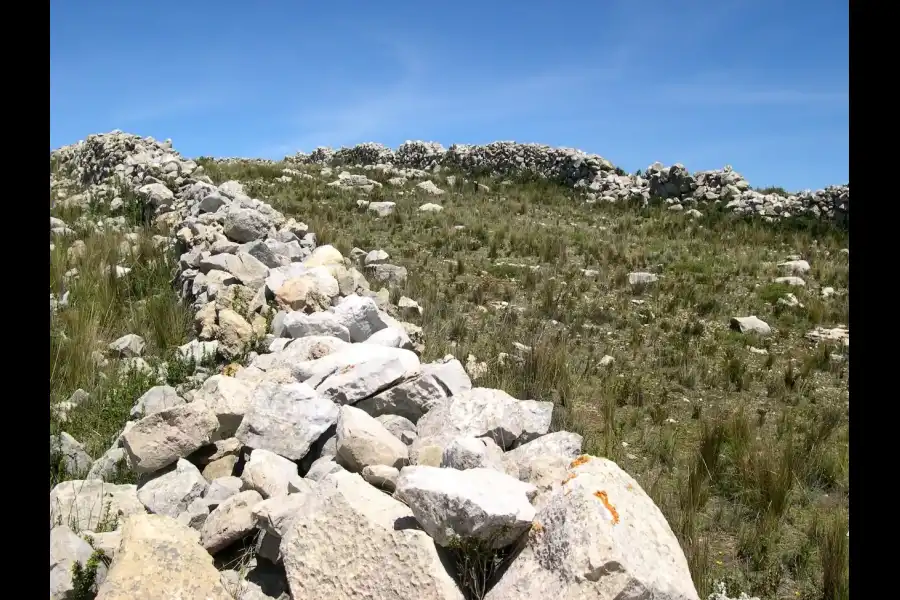 Imagen Sitio Arqueológico De Tunan Marca - Imagen 14