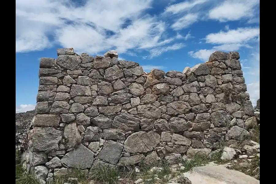 Imagen Sitio Arqueológico De Tunan Marca - Imagen 7