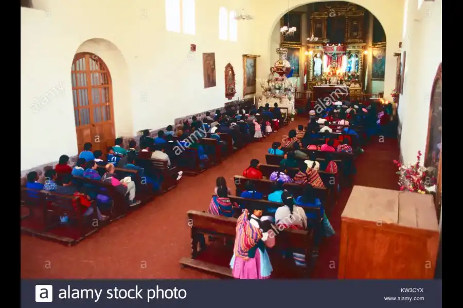 Imagen Tradicional Misa En Quechua Pisac - Imagen 1