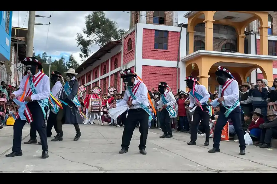 Imagen Danza Los Negritos De Huaripampa - Imagen 5