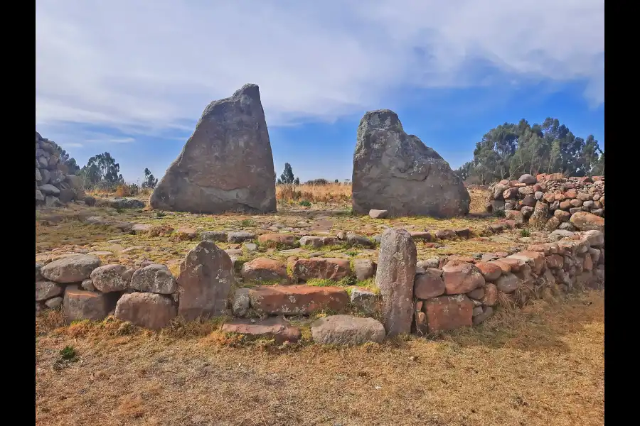 Imagen Sitio Arqueológico De Intini Uyu Pata - Imagen 1